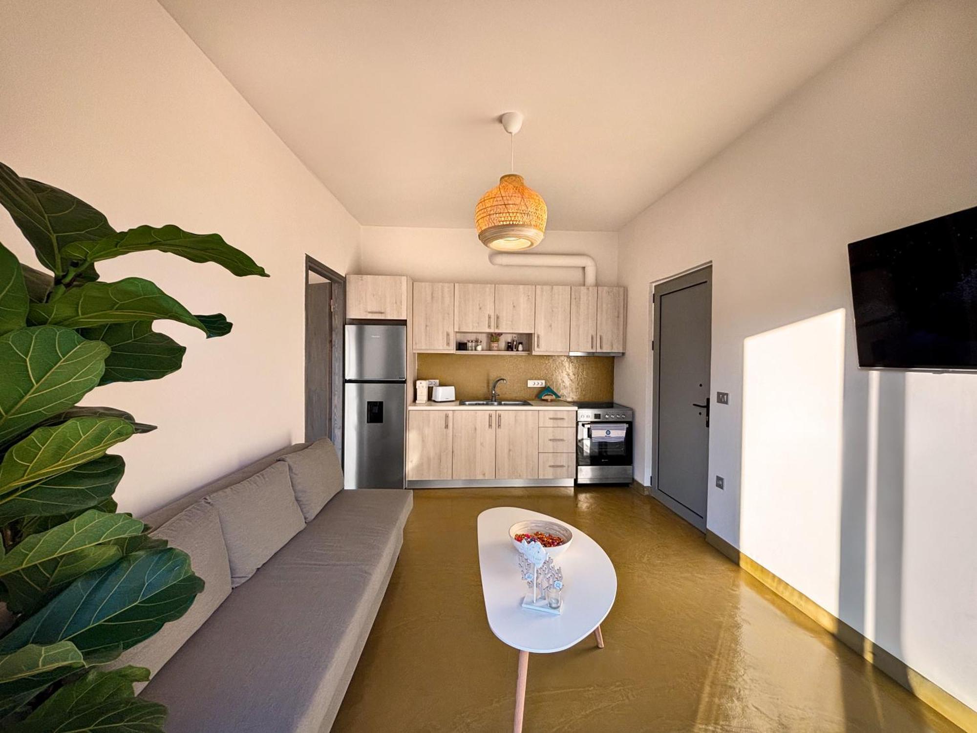 Mekia'S Beach House Livadia  Exterior photo